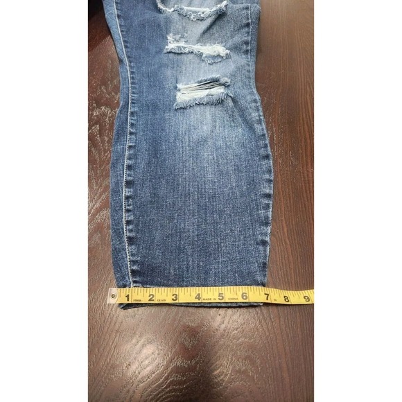 Judy Blue Boyfriend Fit Jeans Size 22w Plus Women Mid Wash High Rise distressed - Picture 10 of 11